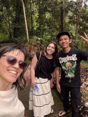 Batuh with guests in Bali, photo 16 of 32