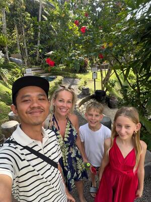 Batuh with guests in Bali, photo 9 of 32