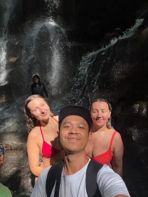 Batuh with guests in Bali, photo 5 of 32